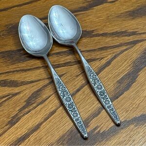 Vintage Interpur Jardinera Daisy Stainless Flatware 2 Soup Table Spoons 7 1/2”